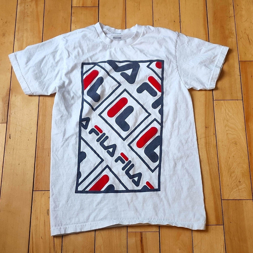 Men's small tee shirt